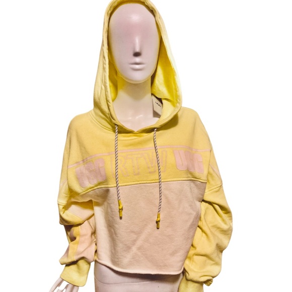 🆕💛UGG RTW COLLECTION CROP HOODIE💛🆕 - Picture 4 of 9